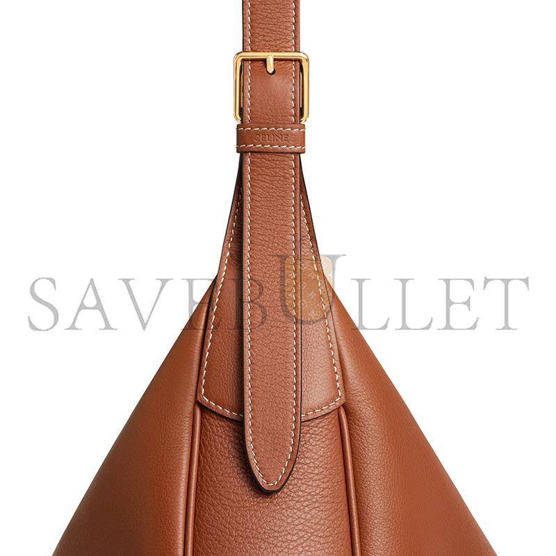 CELINE MEDIUM HELOÏSE BAG IN SUPPLE GRAINED CALFSKIN 114713FLH.04LU (30*28.5*8cm) CELINE MEDIUM HELOÏSE BAG IN SUPPLE GRAINED CALFSKIN 114713FLH.04LU (30*28.5*8cm)